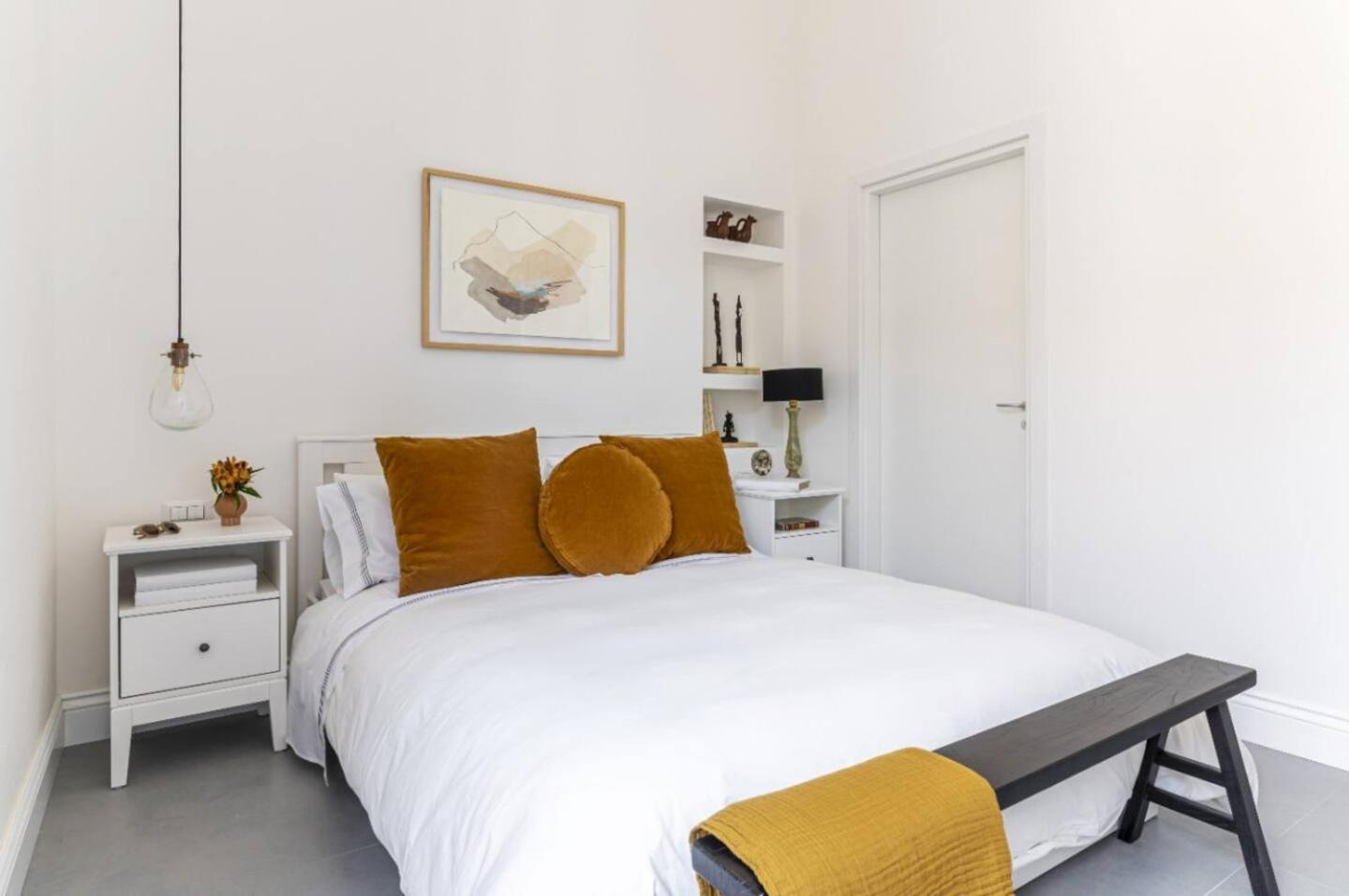 Modern Art - Art Pieces & Eclectic Deco Apartamento Florencia